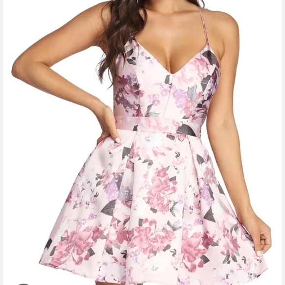 Windsor Dresses & Skirts - Windsor Floral Pink Satin Lace A Line Dress Junior Sz 7/8 Zip Sleeveless V Neck